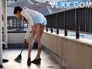 sslong run Deluxe BitchA driving instructor fucked me over a mistake.mp4