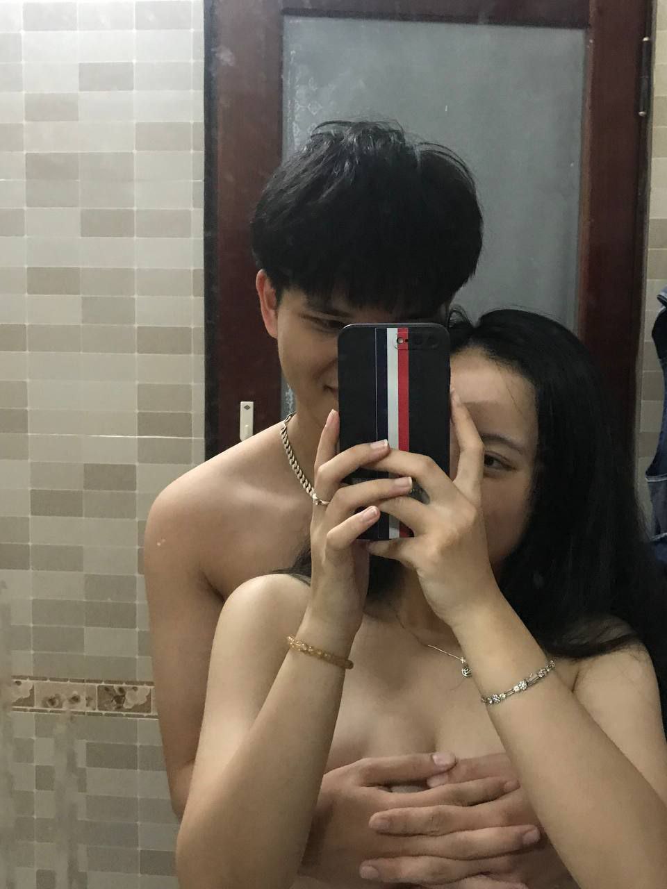 Đụ bạn gái của sếp để trả thù